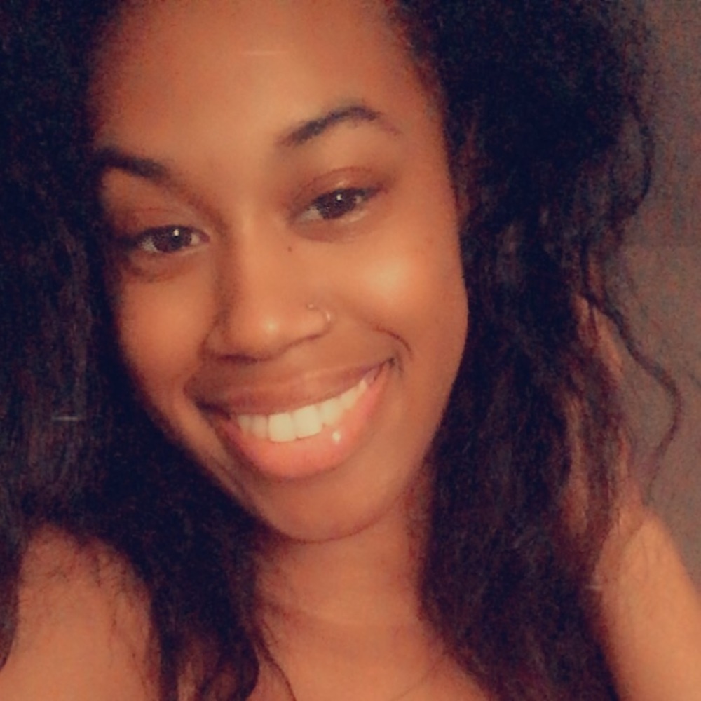 Meet your Posher, Noelle